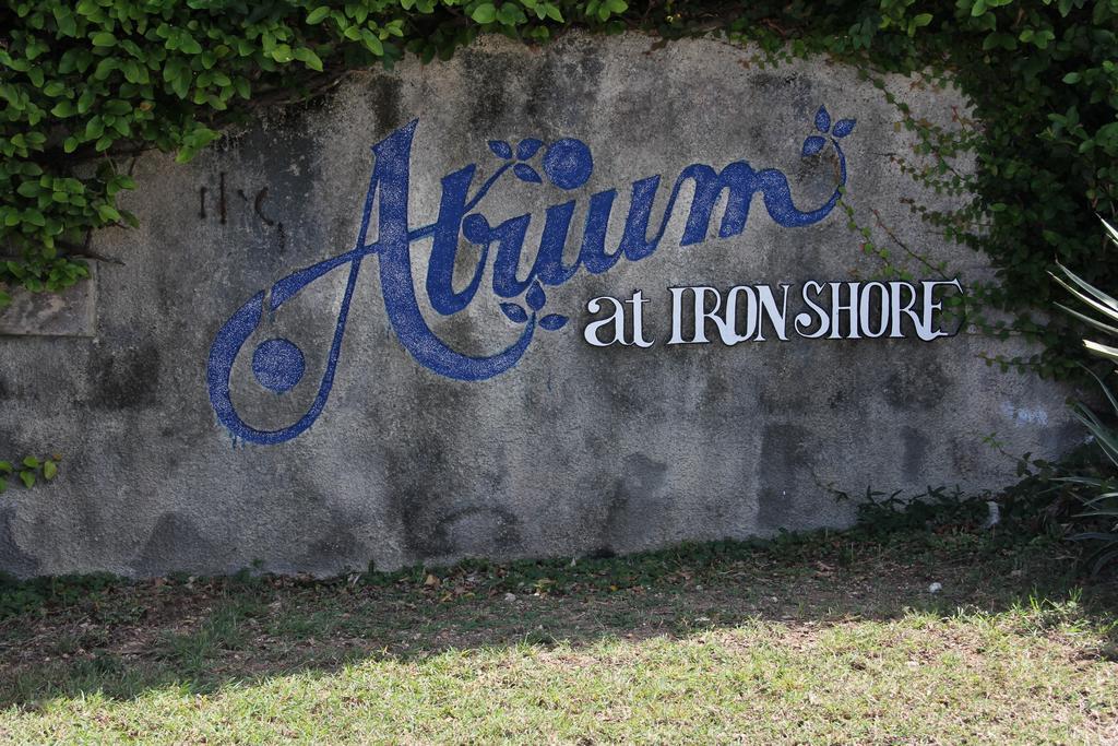 מונטגו ביי The Atrium At Ironshore חדר תמונה